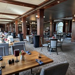 Skytop Lodge - Windsor Dining Room