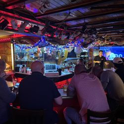 Steve's Sizzling Steaks - Bar diners
