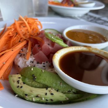 Rumrunners - Poke bowl - Seafood Near Me - Cape Coral, Florida Rumrunners - Poke bowl - Seafood Near Me - Cape Coral, Florida