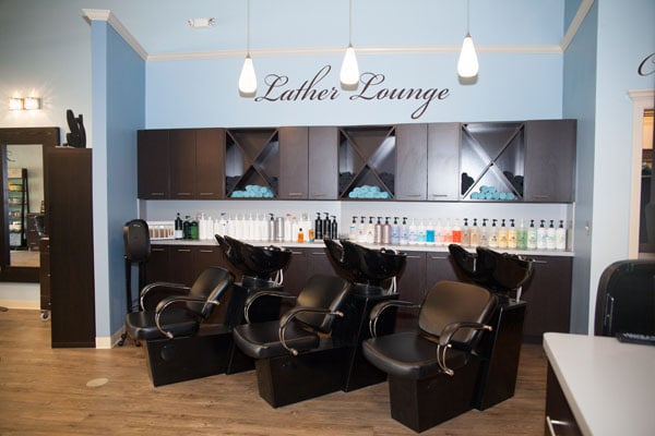 Cutting Loose Salon Logo