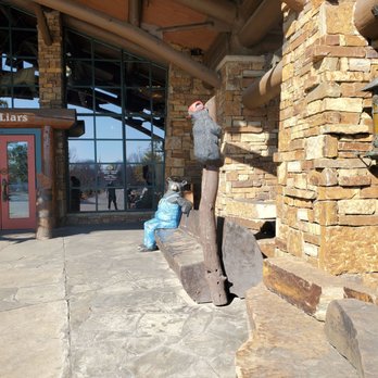 Bass Pro Shops - Outdoor Gear Near Me - Springfield, Missouri