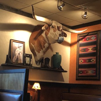 LongHorn Steakhouse - a cow head on the wall - Steakhouses Near Me - Valdosta, Georgia LongHorn Steakhouse - a cow head on the wall - Steakhouses Near Me - Valdosta, Georgia