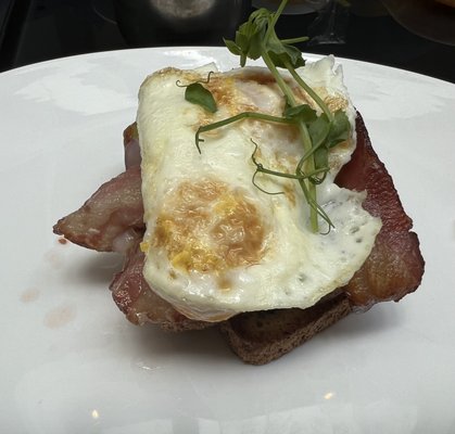 Café Pierre by null