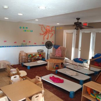 Chilrdren's Cottage - Our Wobbler (walking-24 months) classroom preparing for Nap time - Child Care & Day Care Near Me - Holladay, Utah
