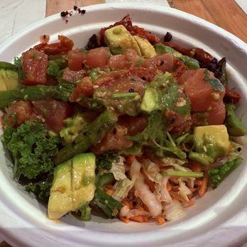 Sweetfin Poke Del Mar - Sriracha Tuna Poke Bowl - Poke Near Me - San Diego, California Sweetfin Poke Del Mar - Sriracha Tuna Poke Bowl - Poke Near Me - San Diego, California
