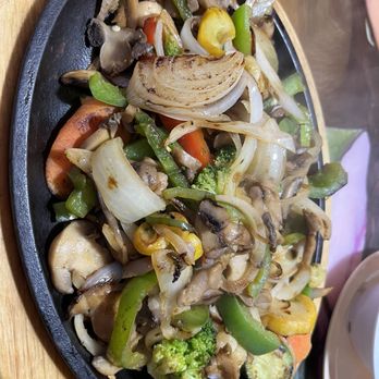 Rancho Viejo - Veggie fajitas - Cocktail Bars Near Me - Rochester, New York