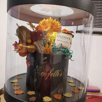 Confetti's - Gift Basket for Fall!  We sent this to client at the end of our project to congratulate them! - Flowers & Gifts Near Me - Palmdale, California