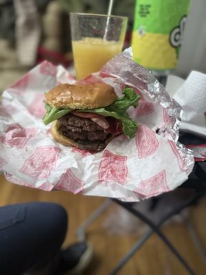 F. Ottomanelli Burgers and Belgian Fries by null