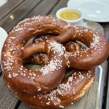 Crompton Ale House - Bar Pretzel - Bars Near Me - New York, New York Crompton Ale House - Bar Pretzel - Bars Near Me - New York, New York