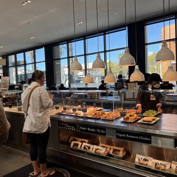 Erewhon - Food bar - Grocery Near Me - Santa Monica, California Erewhon - Food bar - Grocery Near Me - Santa Monica, California