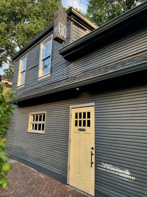 610 Magnolia by null