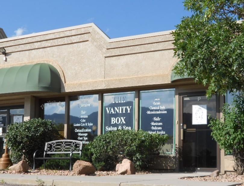 The Vanity Box Salon & Spa Logo