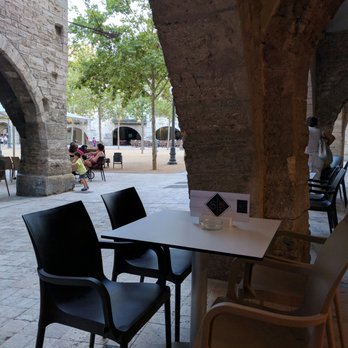 Can Marc - The terrace just close by Placa Major - Burgers Near Me - Banyoles, GI Can Marc - The terrace just close by Placa Major - Burgers Near Me - Banyoles, GI