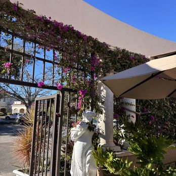 Art Garden Cafe - Italian Near Me - Venice, Florida Art Garden Cafe - Italian Near Me - Venice, Florida