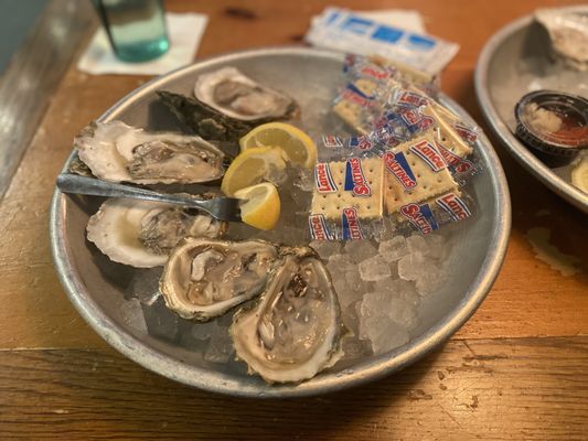 Harpoon Larry's Fish House & Oyster Bar by null