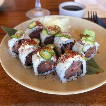 Belles Beach House - Spicy tuna - Tiki Bars Near Me - Venice, California