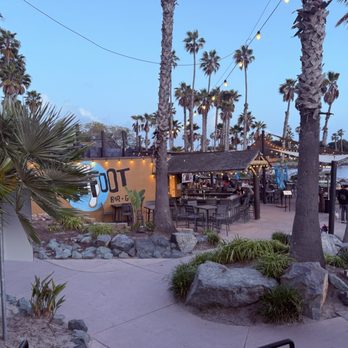 Barefoot Bar & Grill - Fantastic - New American Near Me - San Diego, California
