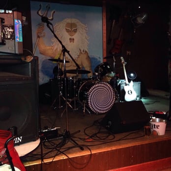 J King Neptunes - Fun hanging on Easter eve! - Dive Bars Near Me - Sunset Beach, California J King Neptunes - Fun hanging on Easter eve! - Dive Bars Near Me - Sunset Beach, California