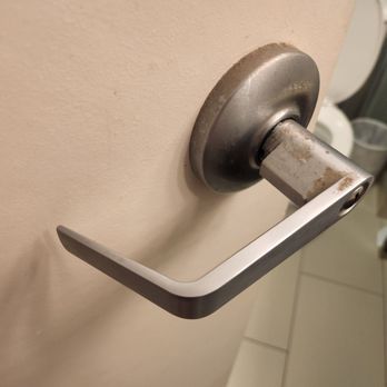 Hampton Inn & Suites Orange Beach/Gulf Front - Not so sanitary - Hotels Near Me - Orange Beach, Alabama