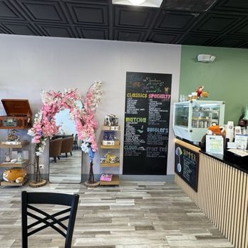 Re’Feel Cafe - Coffee & Tea Near Me - Palatine, Illinois Re’Feel Cafe - Coffee & Tea Near Me - Palatine, Illinois