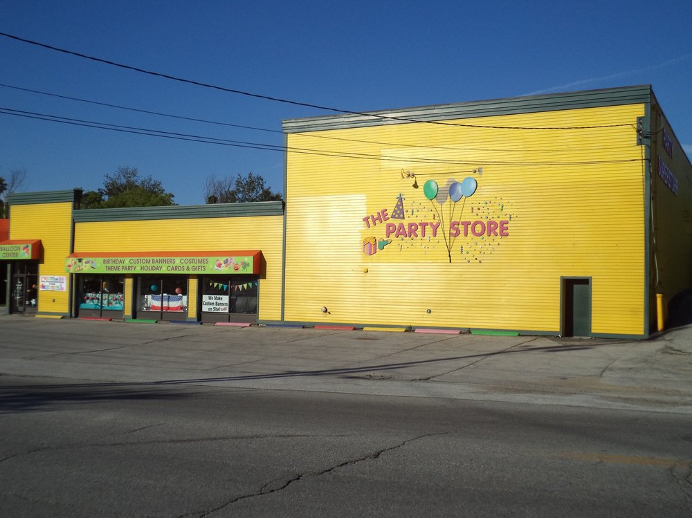 THE PARTY STORE Updated August 2024 129 Strongs Ave, Rutland