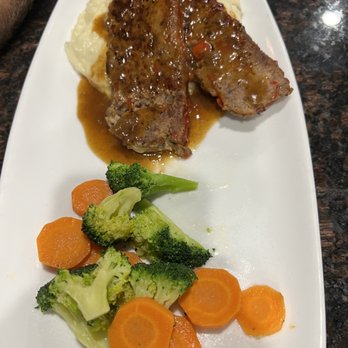 Rossy's Place - Meatloaf,  potatoes and vegetables. - American Near Me - Charles Town, West Virginia