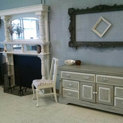 Lots of painted furniture and furnishings.