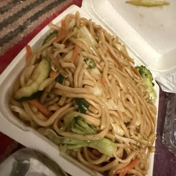 Lee's Canton Restaurant - Chinese Near Me - Yuba City, California Lee's Canton Restaurant - Chinese Near Me - Yuba City, California