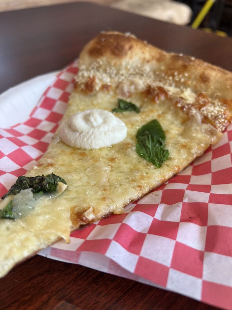 Zazas Pizzeria