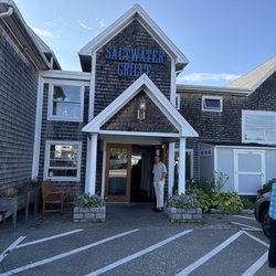 Saltwater Grille - The grand entrance