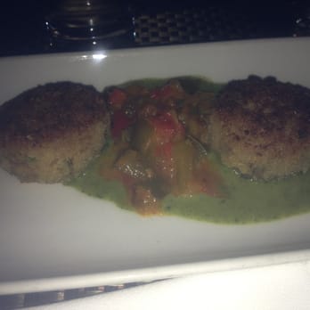 Banc Cafe - Crab cakes - Cafes Near Me - New York, New York Banc Cafe - Crab cakes - Cafes Near Me - New York, New York