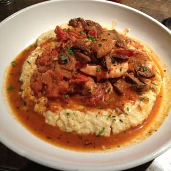 Union Kitchen and Tap Encinitas - Shrimp and grits - New American Near Me - Encinitas, California Union Kitchen and Tap Encinitas - Shrimp and grits - New American Near Me - Encinitas, California