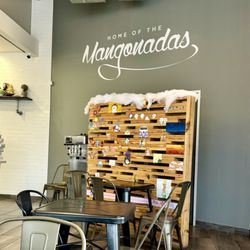 Zero Degrees - Decor