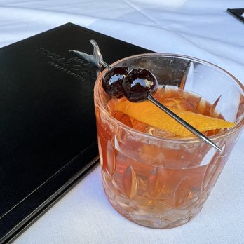 Social Corner - Old fashioned with blanton's bourbon - Pizza Near Me - Vancouver, British Columbia Social Corner - Old fashioned with blanton's bourbon - Pizza Near Me - Vancouver, British Columbia