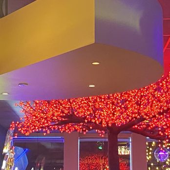 The Flipside - Light changing tree - Arcades Near Me - Loveland, Colorado