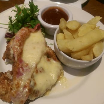 Le Winters - Southern Chicken, bacon and cheese. Delicious. - Wine Bars Near Me - Newtownards, ARD Le Winters - Southern Chicken, bacon and cheese. Delicious. - Wine Bars Near Me - Newtownards, ARD