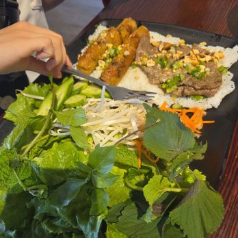 Saigon Eden - Tiny vermicelli - Vietnamese Near Me - Alhambra, California