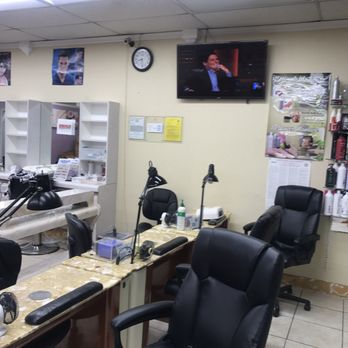 CK Nails - Nail stations and they have a TV! - Nail Salons Near Me - Concord, California