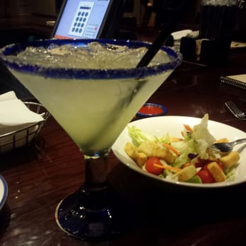 Red Lobster - Lobsterita and a house salad - Seafood Near Me - Burleson, Texas