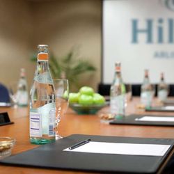 Hilton Arlington - Meeting Room