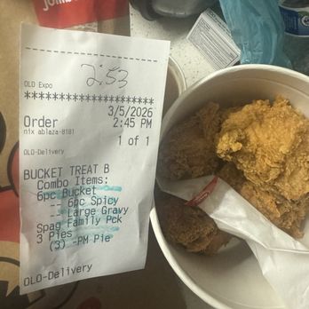 Jollibee - Fast Food Near Me - Tukwila, Washington