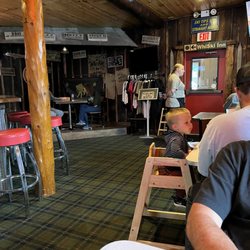 The Whi-Ski Inn - Inside