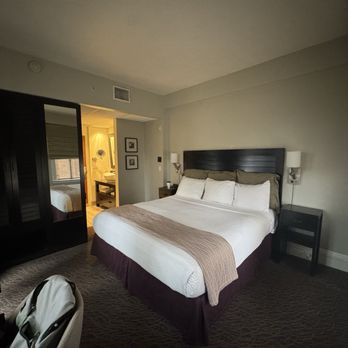 The Sofia Hotel Spa - Room 639 - Massage Near Me - San Diego, California The Sofia Hotel Spa - Room 639 - Massage Near Me - San Diego, California