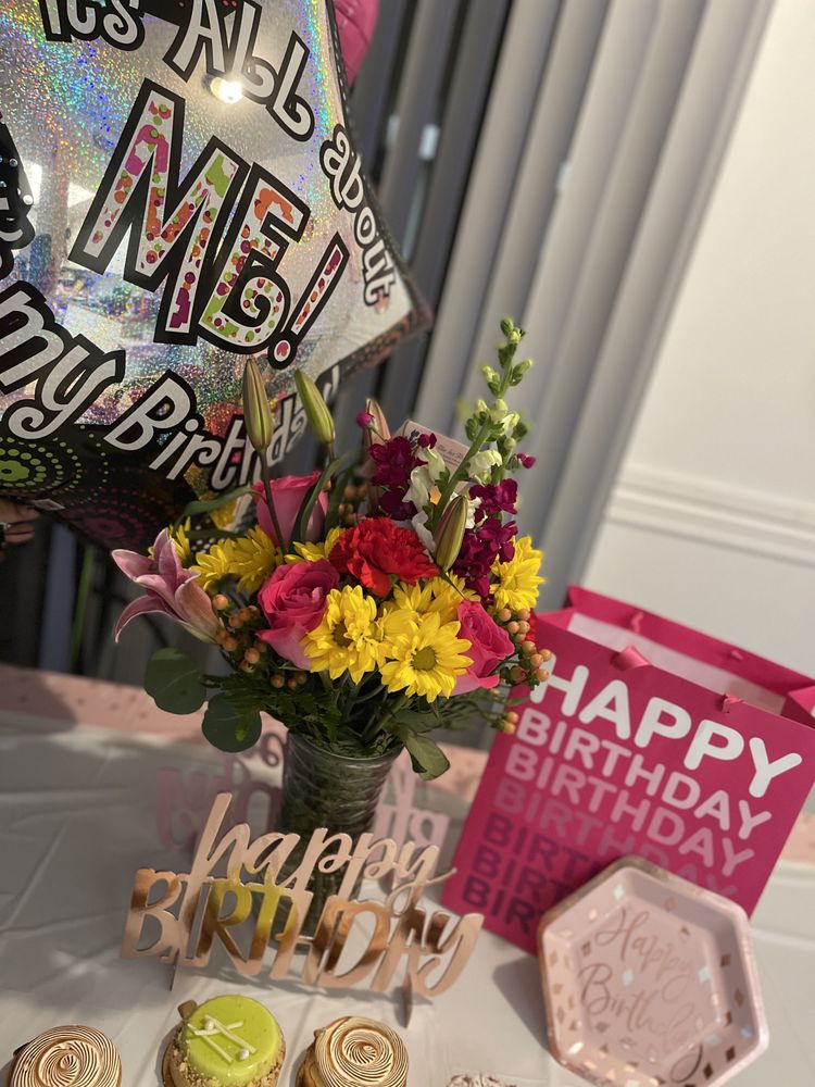 BLUE IRIS FLORIST 48 Photos & 30 Reviews 7239 Fairbanks N Houston Rd, Houston, Texas