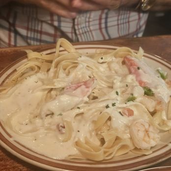 Demos' Restaurant - Murfreesboro - Seafood Fettuccine - Gluten-Free Near Me - Murfreesboro, Tennessee Demos' Restaurant - Murfreesboro - Seafood Fettuccine - Gluten-Free Near Me - Murfreesboro, Tennessee