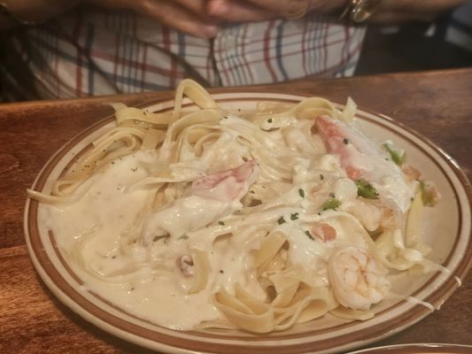 Demos' Restaurant by null