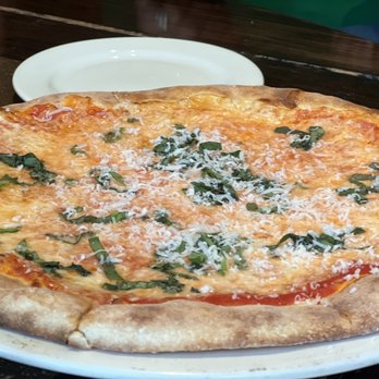 La Bottega - Margherita pizza - Italian Near Me - Vail, Colorado