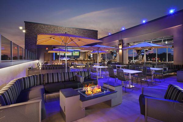 TopGolf by null