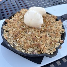 Peach crisp skillet