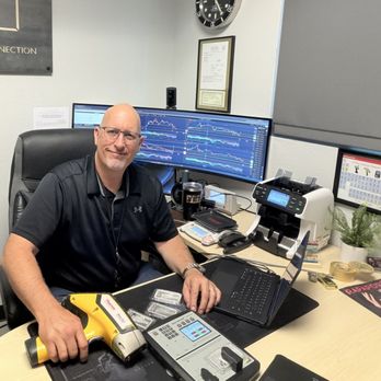 California Gold Connection - Bruce the owner of California Gold Connection - Jewelry Near Me - Clovis, California California Gold Connection - Bruce the owner of California Gold Connection - Jewelry Near Me - Clovis, California